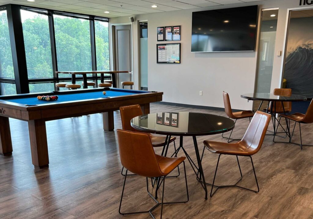 Concero_office-pool-table